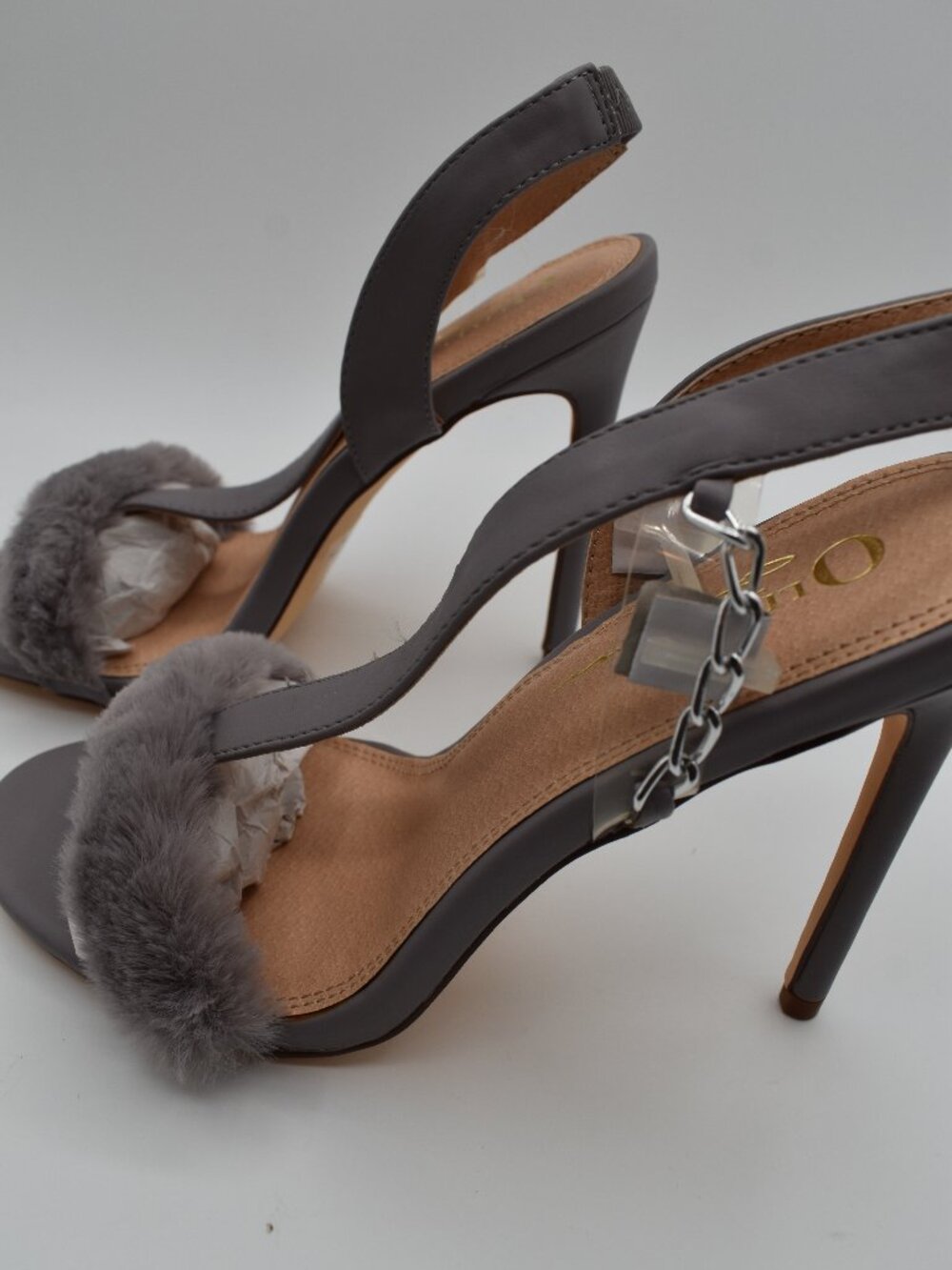 New Size 8 Olivia Jaymes Kiwi Heels Gray Faux Fur Stiletto Heels Open Toe Metal